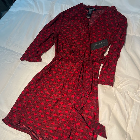Women’s Heart Patterned Robe - Picture 2 of 3